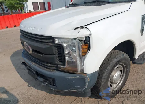 2018 Ford F-250 Xl z USA, uszkodzony, nr VIN 1FDBF2A62JEC21198